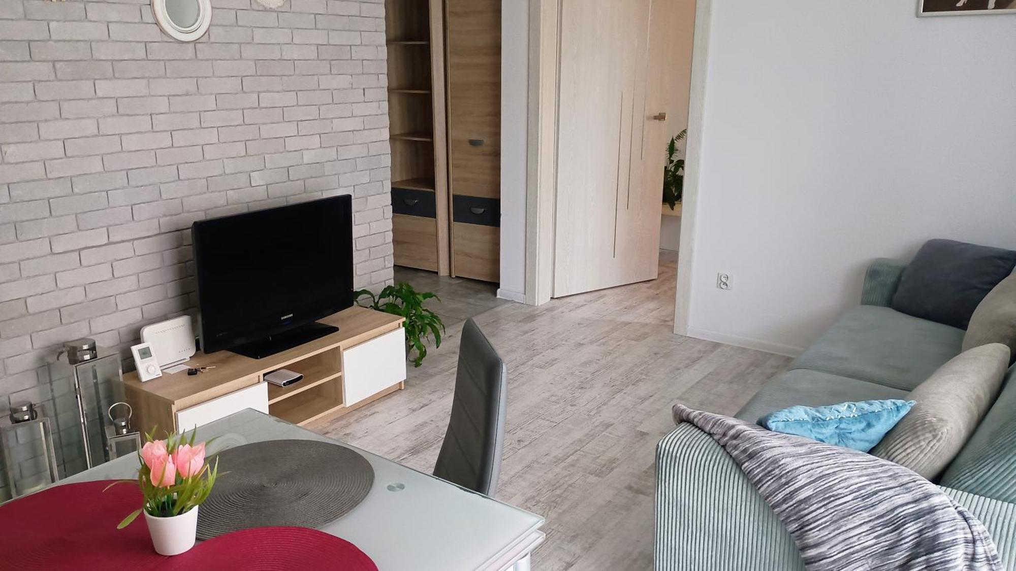 Apartament Na Kruczej Lubiń エクステリア 写真