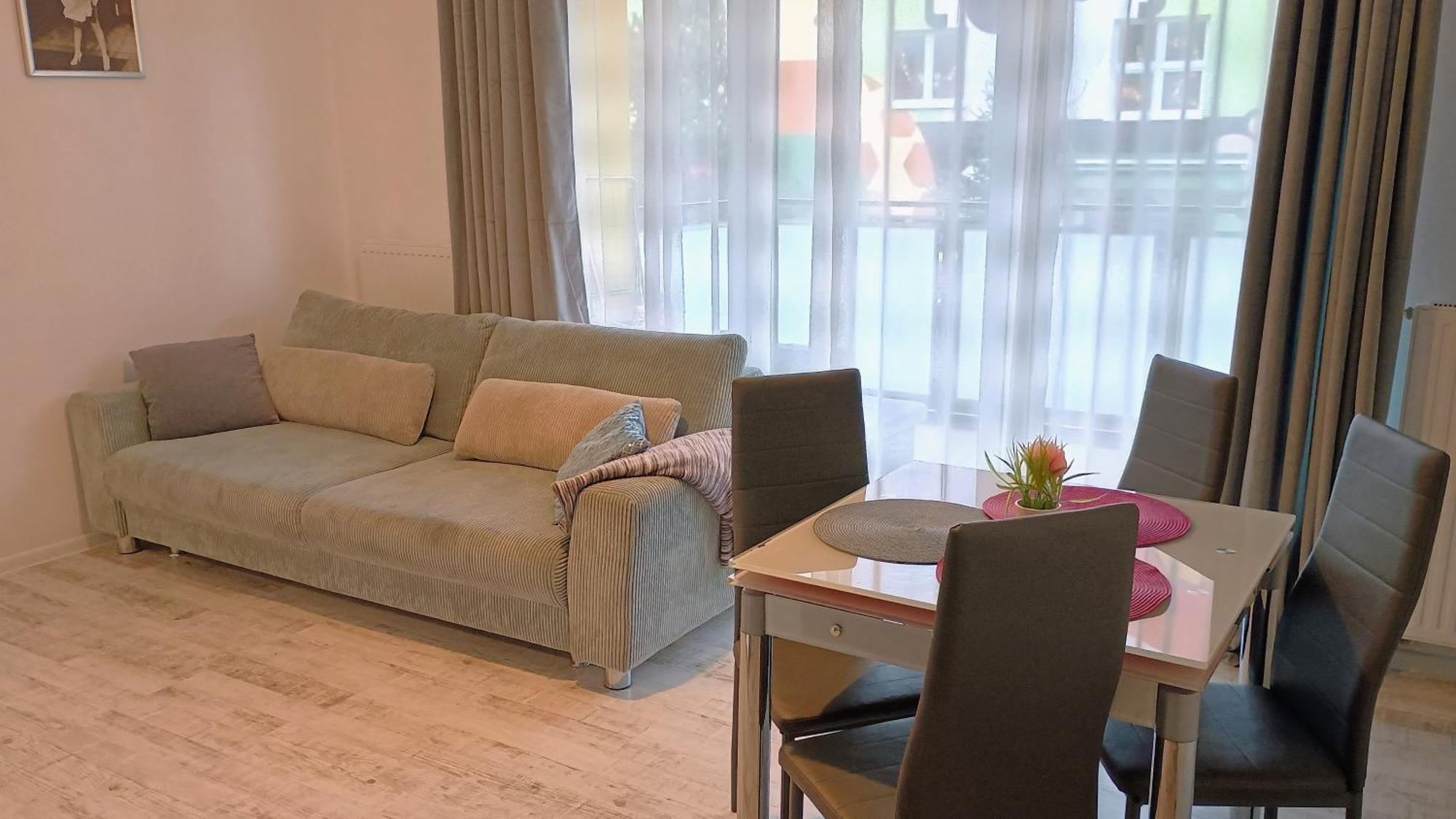 Apartament Na Kruczej Lubiń エクステリア 写真